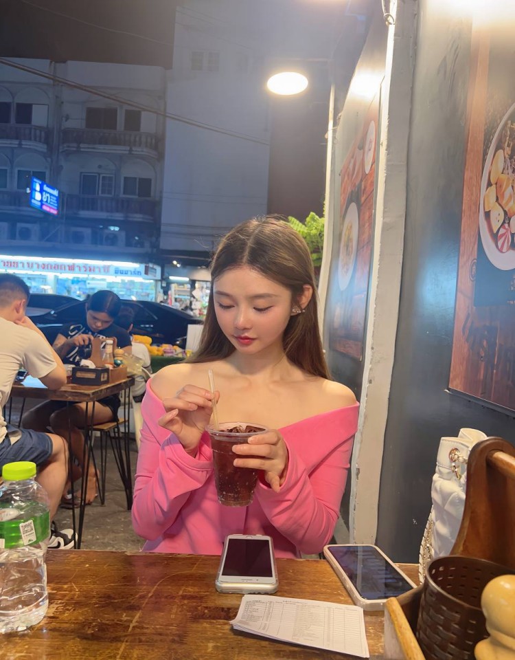 熟妇女人妻丰满少妇中文字幕,手机高清在线观看